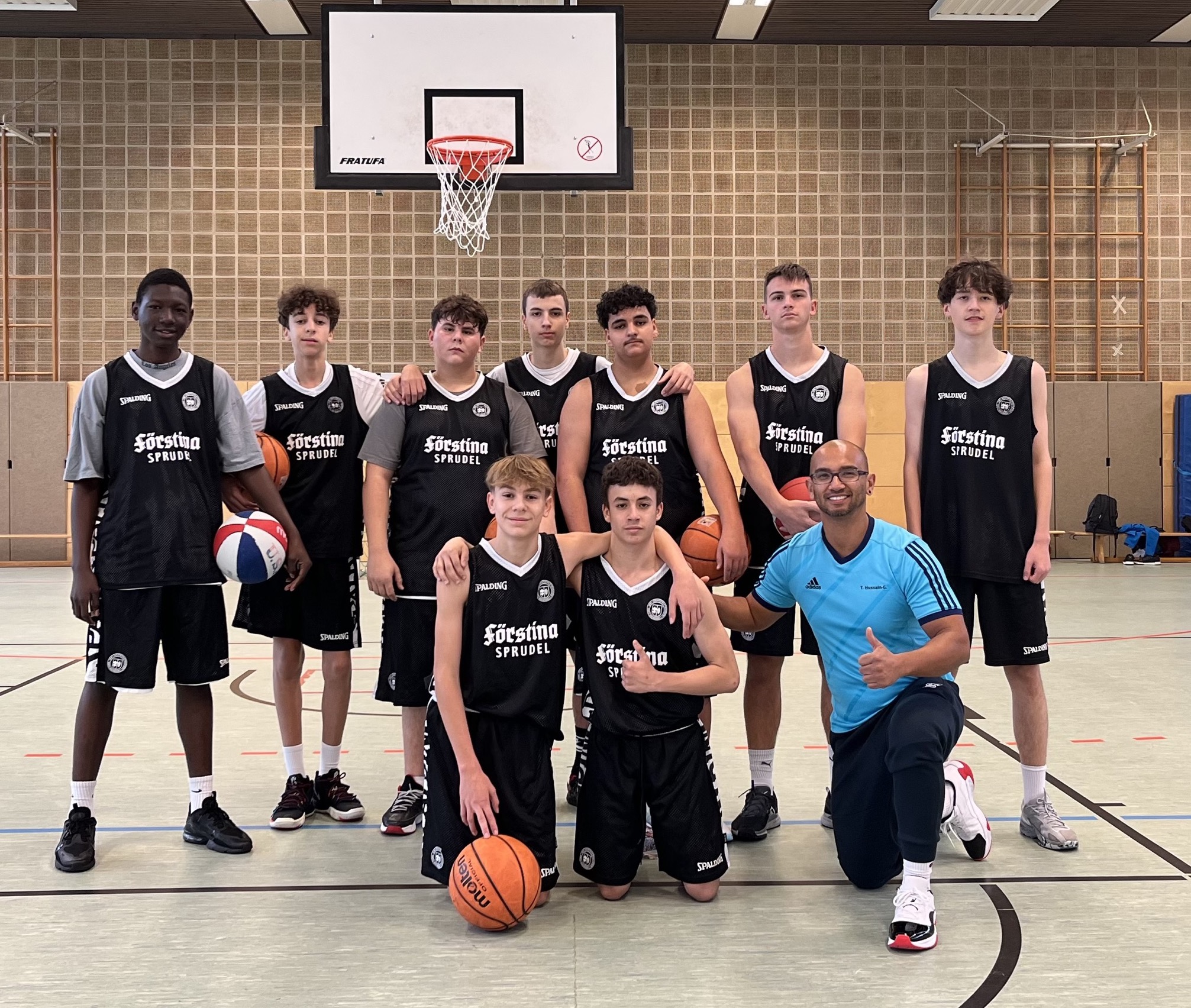 Jugend trainiert für Olympia Basketball HeinrichvonBibraSchule